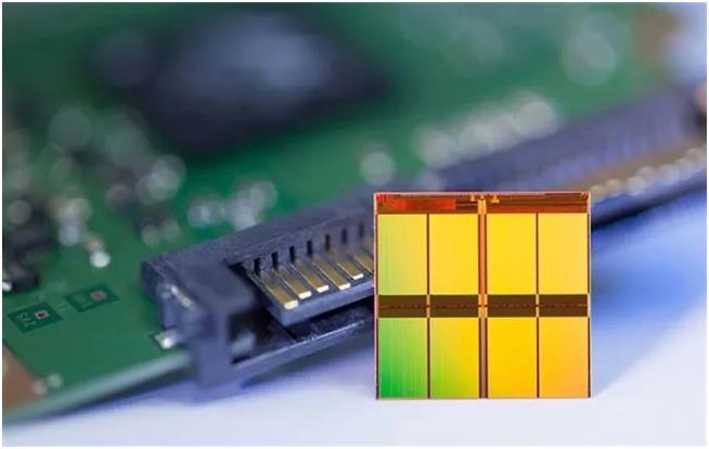 PCIe